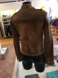 Vends trés belle veste femme en peau d'agneau