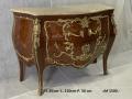 Vente des magnifiques Commodes  de styles  Louis XV.