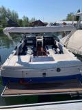 Bayliner Capri 1950 Bowrider et place au port de Chevroux