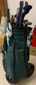 Sac de Golf avec set de clubs (fer et bois)