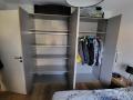 a vendre armoire de chambre à coucher 