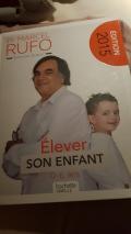 Livre / book/ bucher : elever son enfant / Erziehung eines Kindes / raising a child