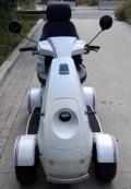 Scooter électrique MEGO 25 km/h 100 km autonomie prise 220V