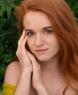 Jolie rousse pour ballades, sorties en attendant le grand amour